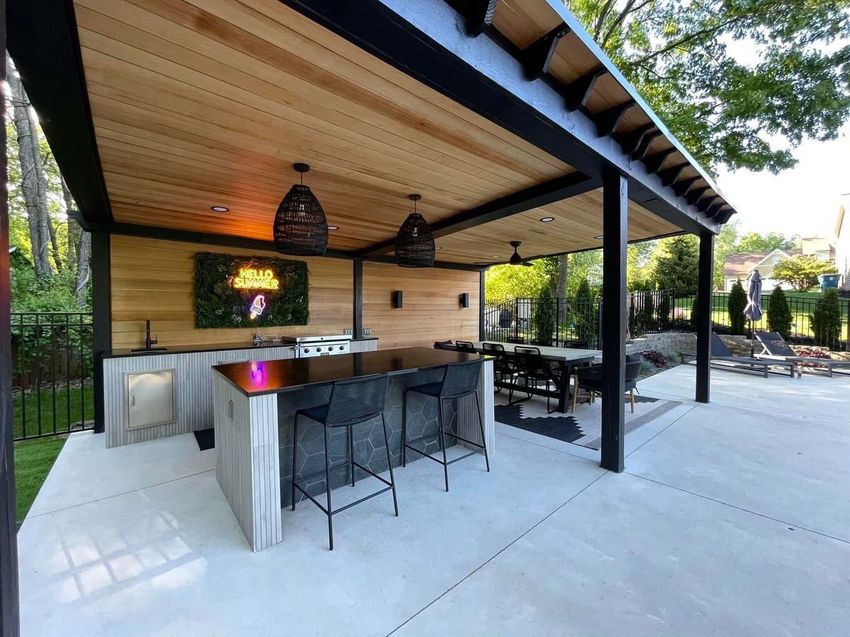 Bar Harbors Best Brunch Places with Outdoor Seating